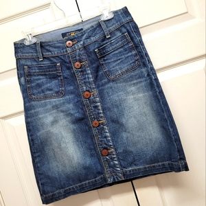 Lucky Patch Pocket A-Line Button Up Denim Skirt